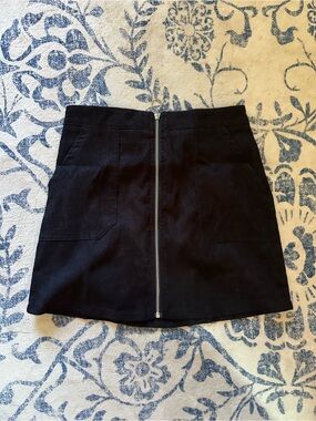SHEIN Black Front-Zip Corduroy Mini Skirt